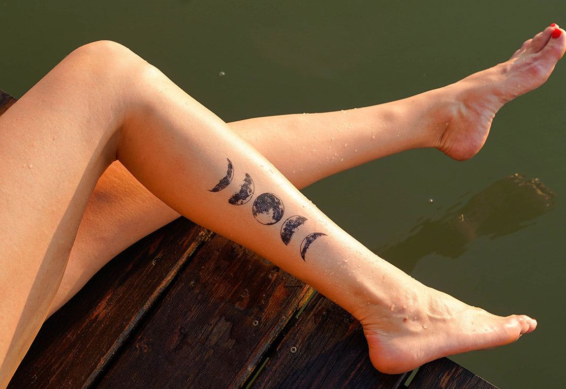 30 Crescent to Full Moon Tattoo Ideas for Women – MyBodiArt