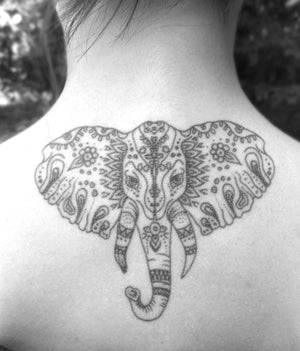 TATUAJE DE ELEFANTE MÁNDALA