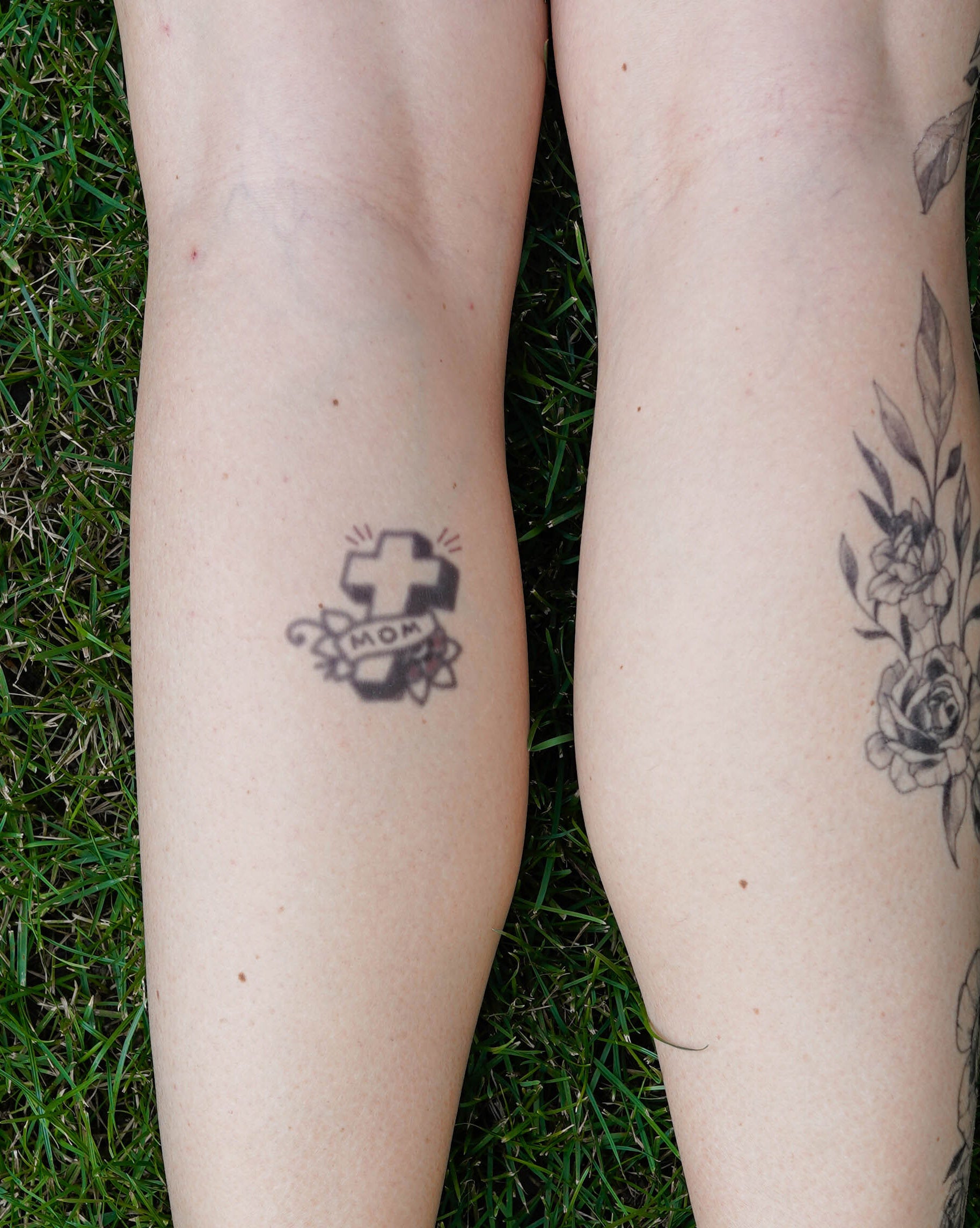 20 Simple but Powerful 'Mom' Tattoos | CafeMom.com