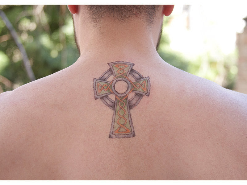 93 Celtic Cross Tattoos for Men [2024 Inspiration Guide] | Cross tattoo for  men, Celtic cross tattoo for men, Celtic cross tattoos